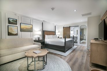 Premium King with Sofa Bed