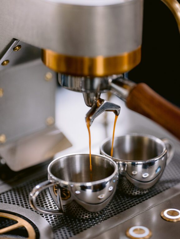 Coffee machine brewing coffee