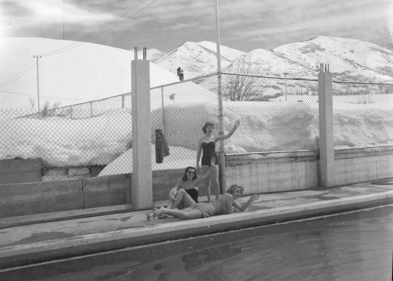 Black and white historical photo of the Crater pools